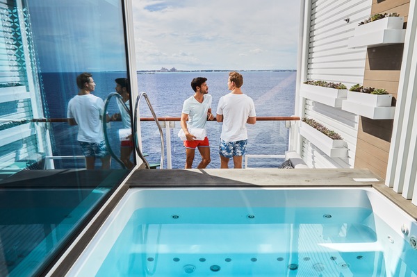 Celebrity Cruises, Celebrity Edge, Edge Villa Suite Jacuzzi ©CEL.jpg